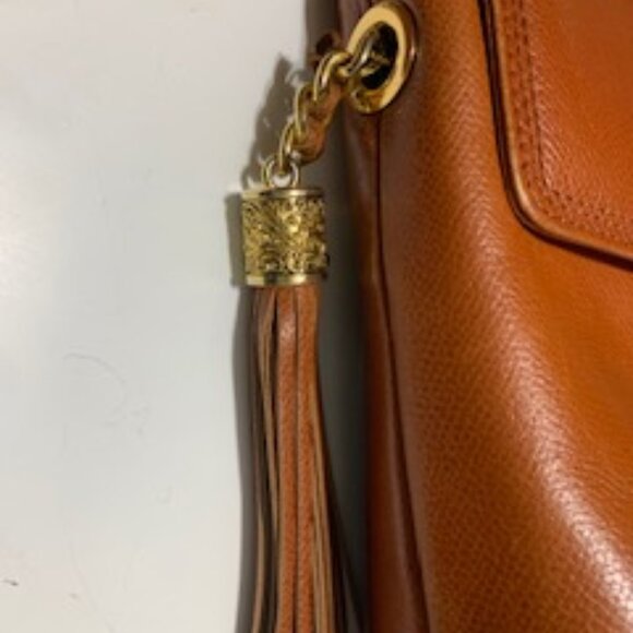 Valentino Garavani Vintage Shoulder Bag - Picture 6 of 9